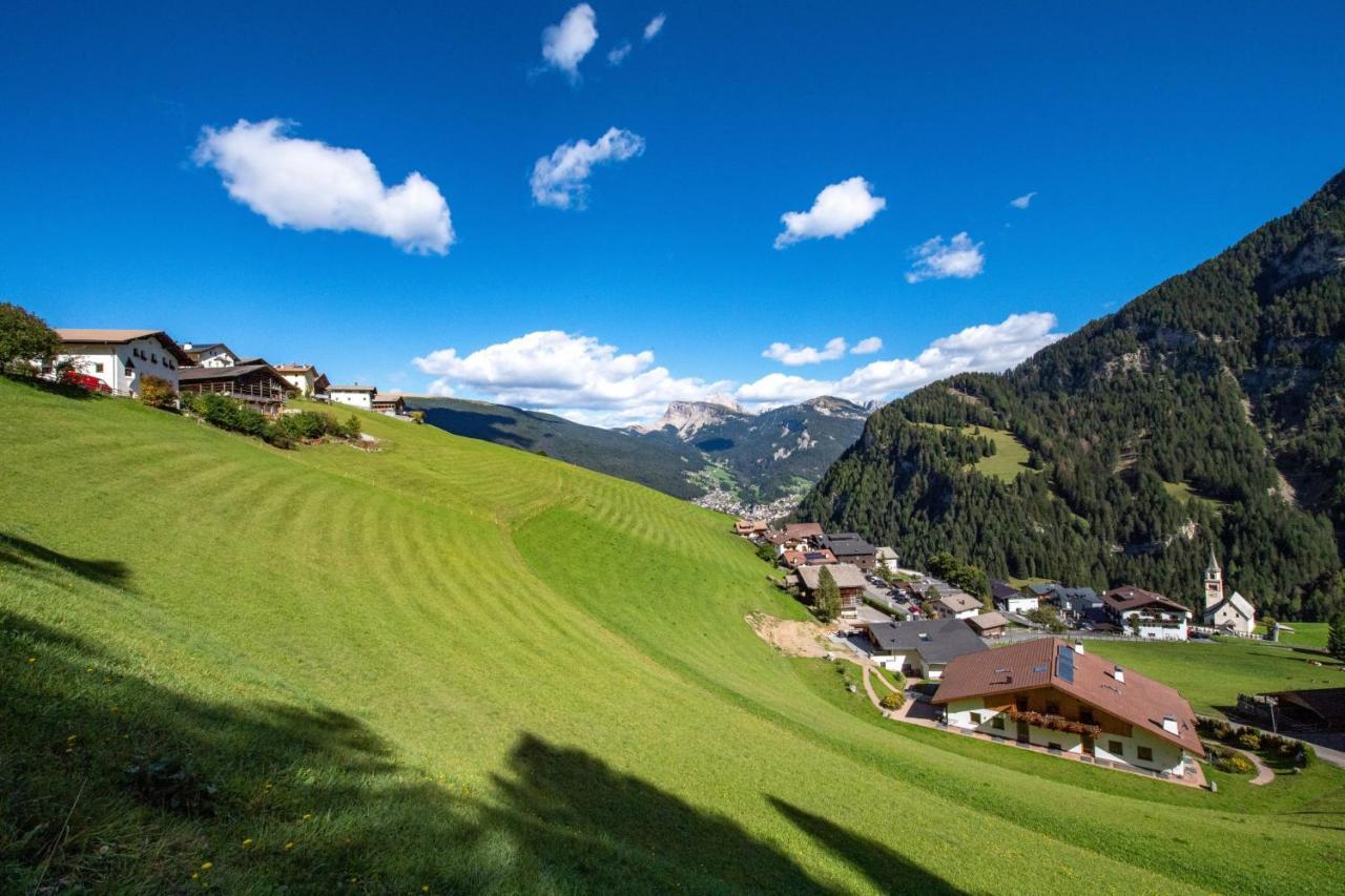 Agriturismo Apartments Tuene 奥蒂塞伊 外观 照片
