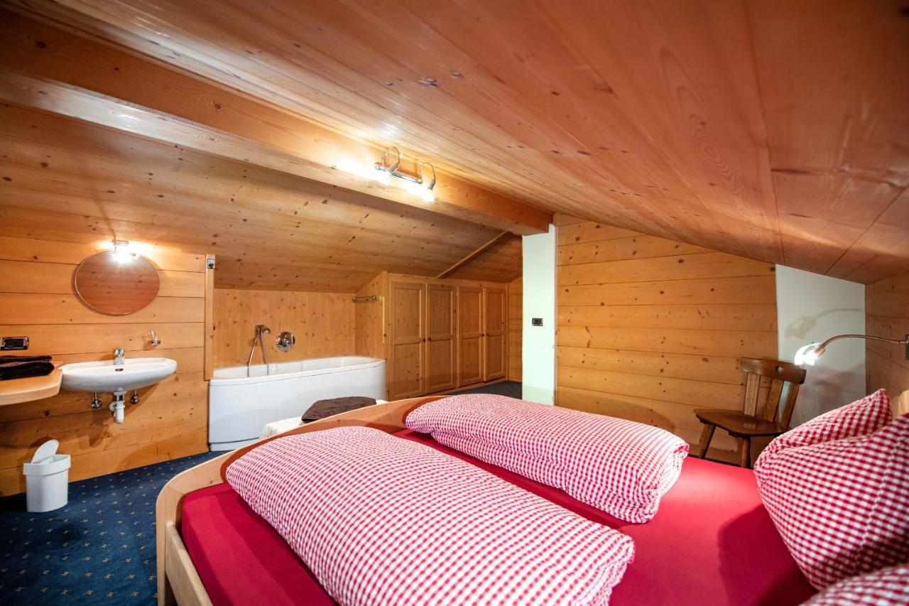 Agriturismo Apartments Tuene 奥蒂塞伊 外观 照片