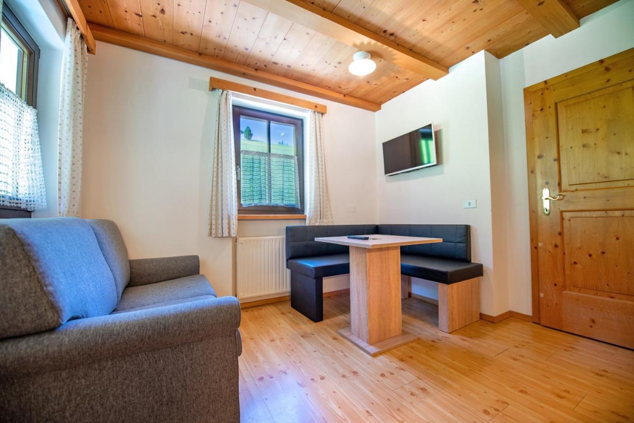 Agriturismo Apartments Tuene 奥蒂塞伊 外观 照片