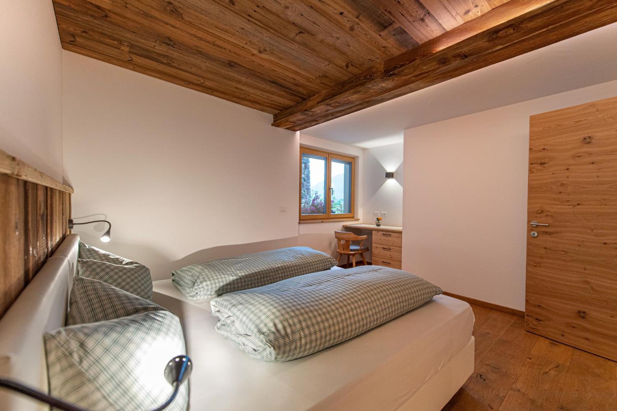 Agriturismo Apartments Tuene 奥蒂塞伊 外观 照片